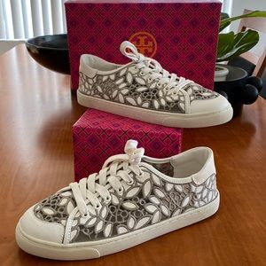 Tory Burch- Rhea Lace Sneakers (Size US 11)